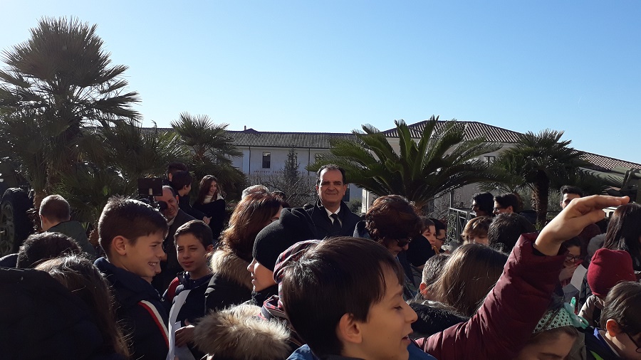 Bruno tra i bambini
