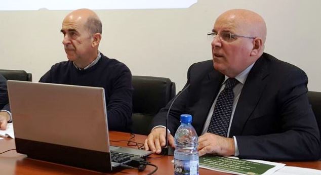 OLIVERIO E RUSSO