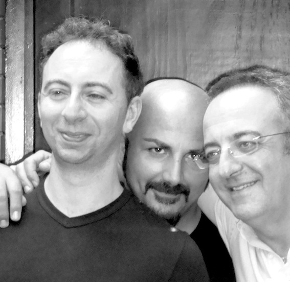 efmtrio0