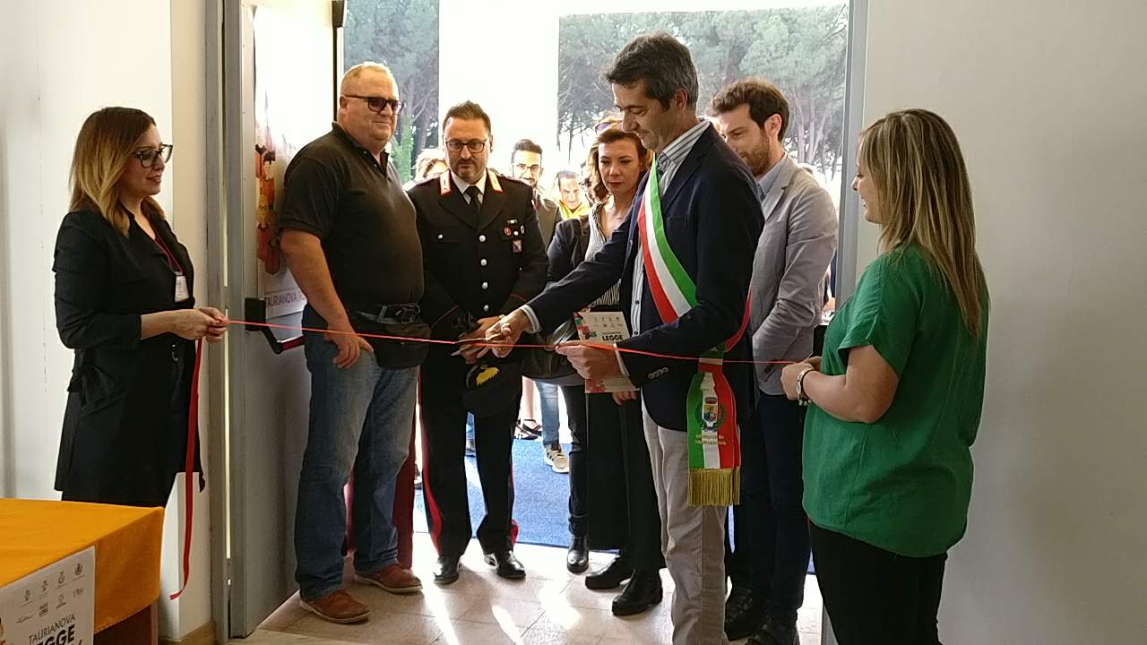 Taurianova legge Apertura