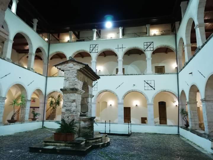 chiostro