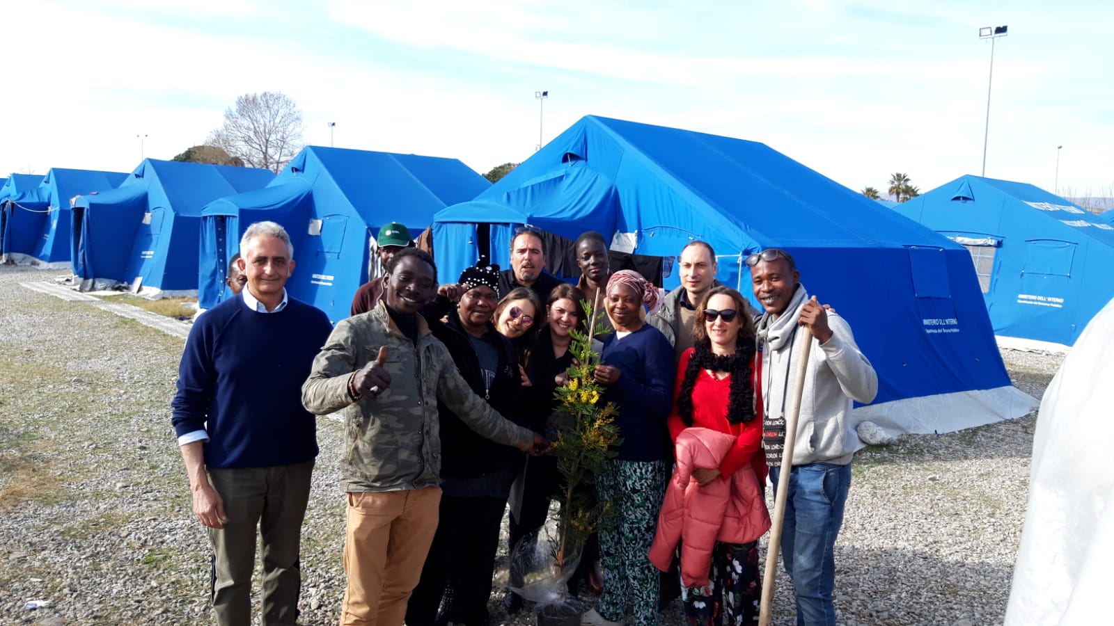 tendopoli con vice sindaco san ferdinando